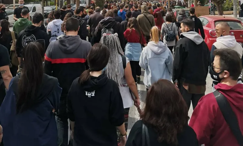 Ηλιούπολη: Πορεία διαμαρτυρίας κατά της αστυνομικής βίας (pics+vid)