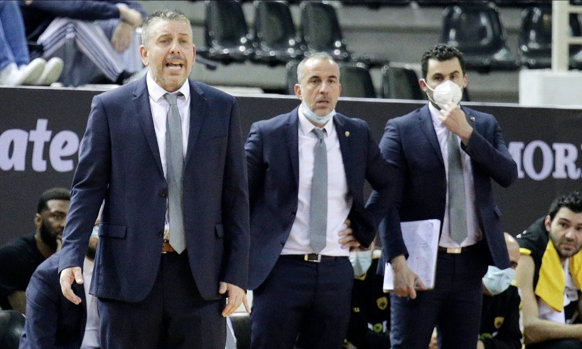 Παπαθεοδώρου: «Ο Λάνγκφορντ είναι ο ηγέτης μας»