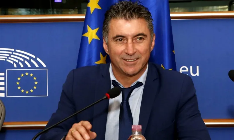 ΕΠΣ Λάρισας: Θετική ψήφο στην υποψηφιότητα Ζαγοράκη