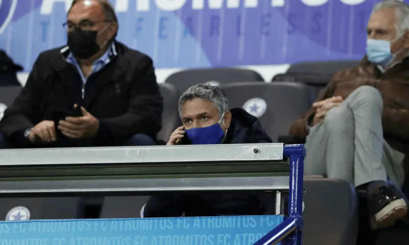 Σπανός: Μένει μέχρι να φύγει ή φεύγει μέχρι τελικά να μείνει;