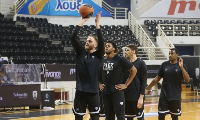 ΠΑΟΚ: Δήλωσε «παρών» ο Κακλαμανάκης, ανεβάζει ρυθμούς ο Τέρνερ