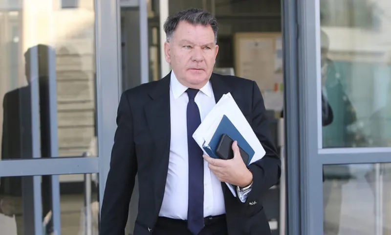 Επίθεση Κούγια σε Ζαχαριάδη: «Πόντιε γ@@@ τον πατέρα σου» - Έφτυσε τον γενικό αρχηγό της Λαμίας!
