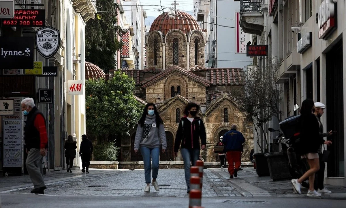 Lockdown: Χαλαρώνουν τα μέτρα από Σαββατοκύριακο - Διχασμένοι οι λοιμωξιολόγοι