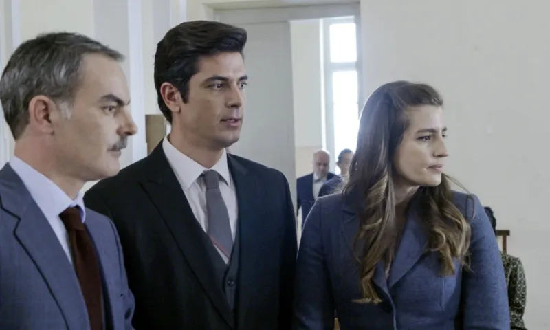 Άγριες Μέλισσες Spoiler 18/3: Στα άκρα η σχέση της Ασημίνας με τη Δρόσω (vid)