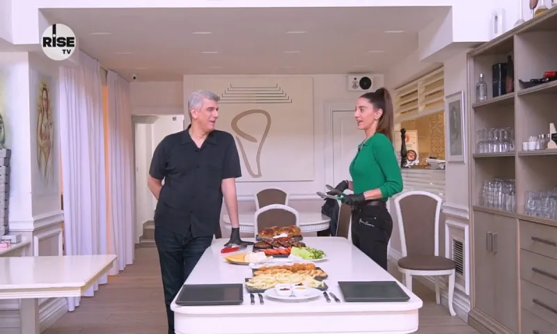 Καλαμάκι Ζυμαράκι challenge: Ο Βλαδίμηρος Κυριακίδης στην πιο γευστική πρόκληση της ζωής του!