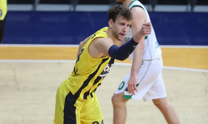 Φενέρμπαχτσε- Ζαλγκίρις 84-61: Αγκαλιά με τα πλέι οφ