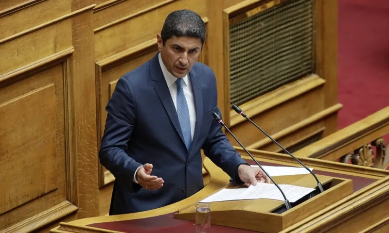 Αυγενάκης για λοιμωξιολόγους: «Δεν ασχολήθηκαν με τον αθλητισμό - Νέα συνεδρίαση σήμερα»