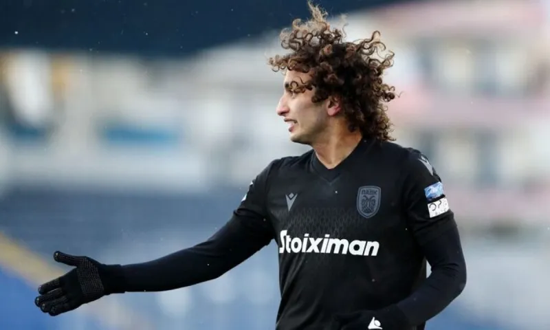 Μάνατζερ Ουάρντα: «Ο Αμρ θα μπορούσε να πάει Serie A!»
