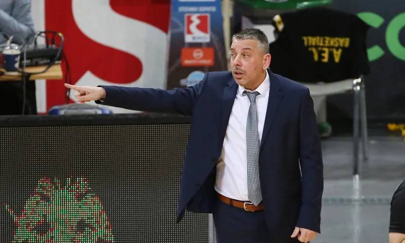 Παπαθεοδώρου: «Κάνουμε υπέρβαση εδώ και καιρό»