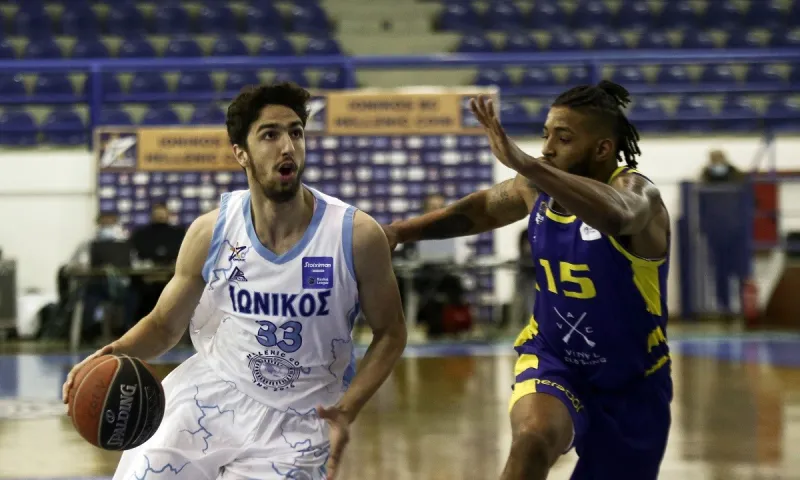 Χουγκάζ: Σάρωσε τα ρεκόρ καριέρας του