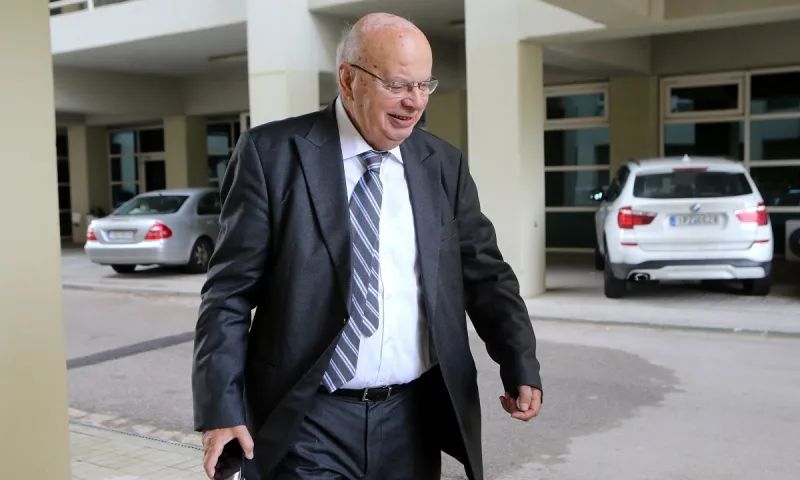 Νικολόπουλος: Διαψεύδει τον Βασιλακόπουλο περί ομοφωνίας