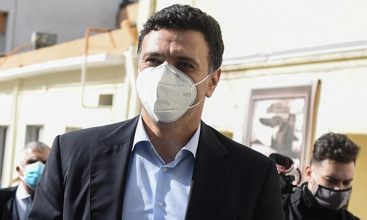 Βασίλης Κικίλιας: Επιστολή από τους έξαλλους φαρμακοποιούς με τα τεστ