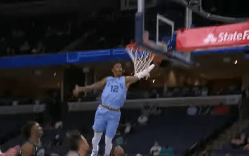 NBA Top-10: Οι... πτήσεις των Γουόλ και Μοράντ (vid)