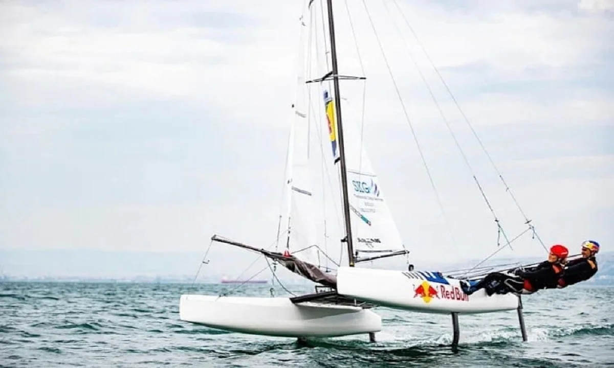 Μάχη των Πασχαλίδη - Παπαδοπούλου στα Nacra17 για πρόκριση στους Ολυμπιακούς αγώνες