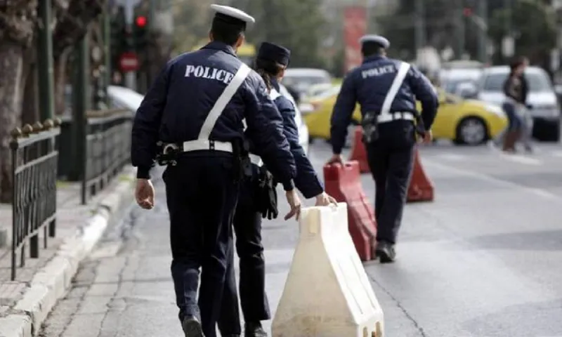 25η Μαρτίου: Κυκλοφοριακές ρυθμίσεις από σήμερα (24/3) λόγω της στρατιωτικής παρέλασης - Ποιοι δρόμοι κλείνουν