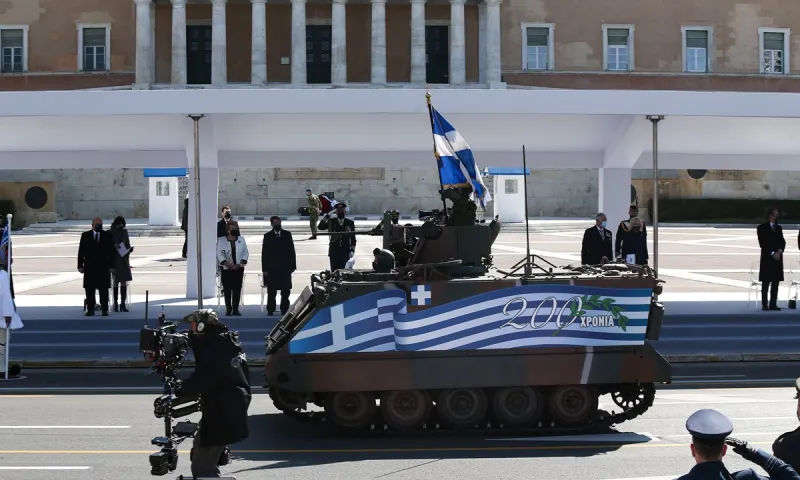 25η Μαρτίου - Το Twitter σχολιάζει την παρέλαση και τα 200 χρόνια από την απελευθέρωση