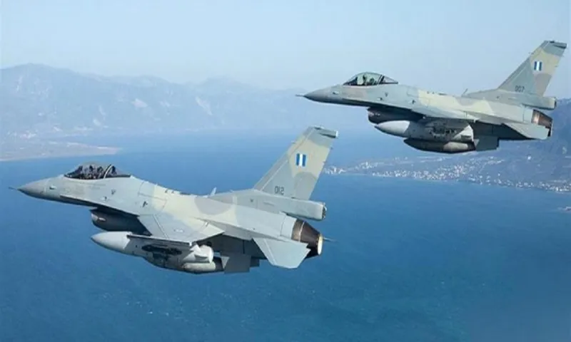 Ελληνικά F-16: Πέταξαν πάνω από το Καστελόριζο - Δείτε video