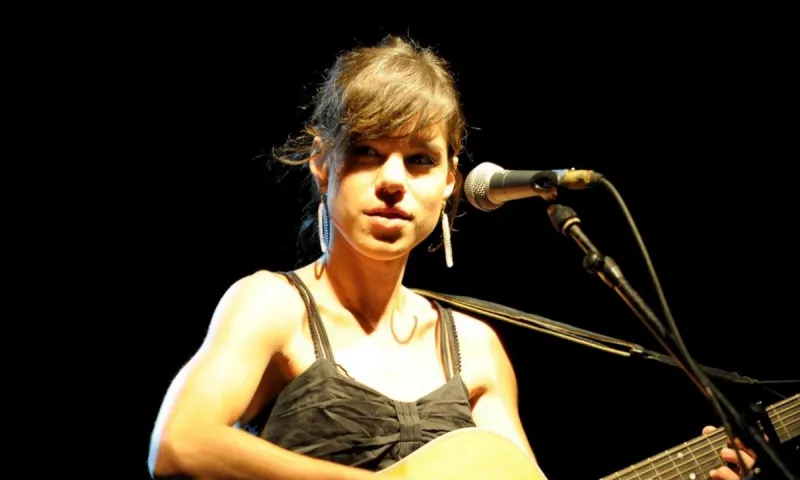 ELLAS 21: Το νέο τραγούδι της Monika - Ακούστε το