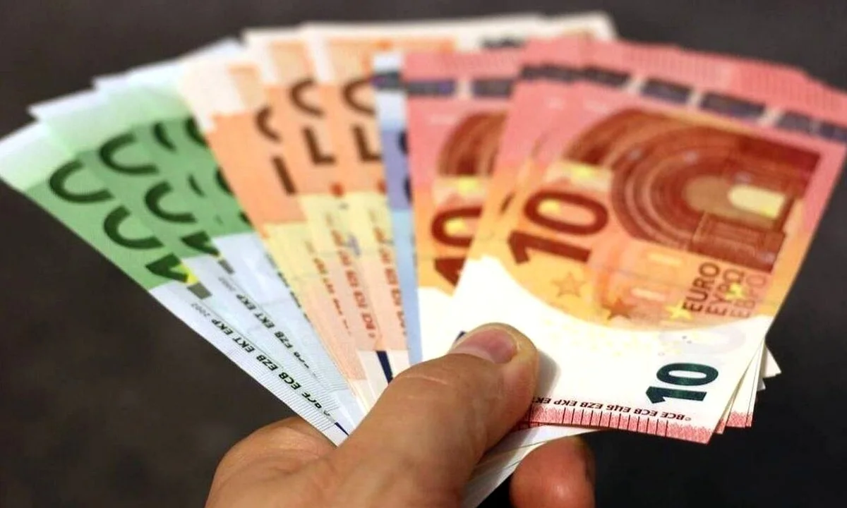 Δώρο Πάσχα: Πότε θα καταβληθεί - Πότε πληρώνονται όλα τα επιδόματα (vid)