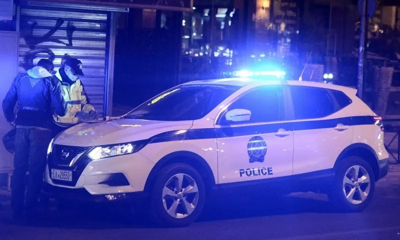 Θεσσαλονίκη: Στο νοσοκομείο 25χρονος - Φθορές σε οχήματα και 10 προσαγωγές
