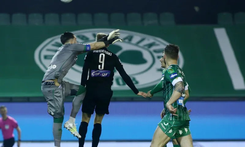 Τα play off της Super League συνεχίζονται με δύο ντέρμπι