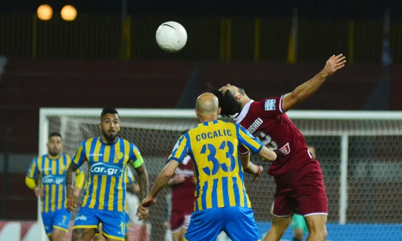 Super League 1: Παιχνίδια «τελικοί» σε Λάρισα και Ηράκλειο