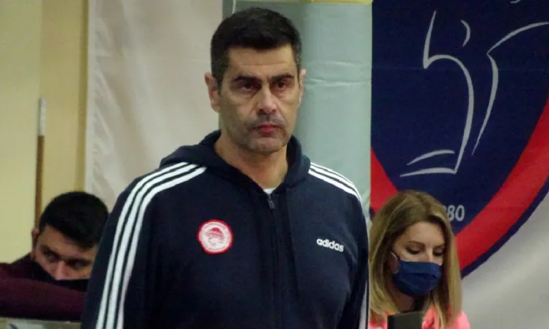 Καζάζης: «Οι ομάδες να είναι πιο έξυπνες και ευέλικτες και να παιχτούν και οι άλλες διοργανώσεις»