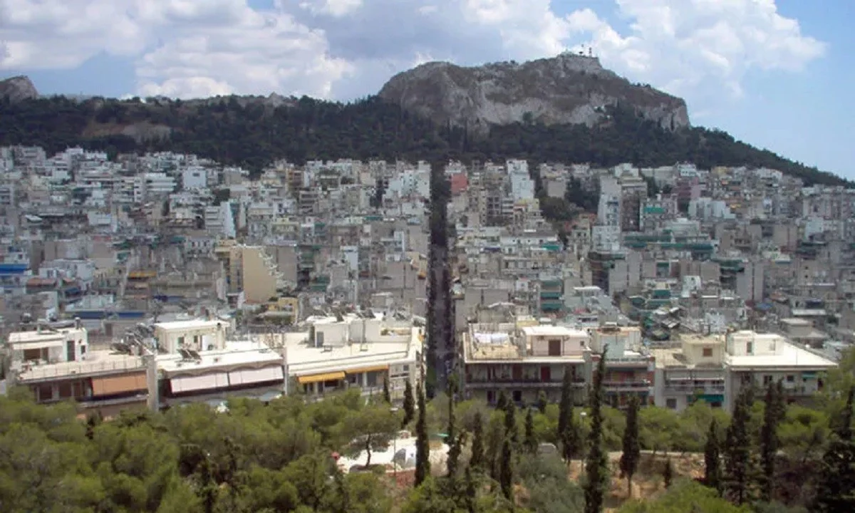 Λόφος του Στρέφη: Ηθοποιός καταγγέλλει περιστατικό αστυνομικής βίας!