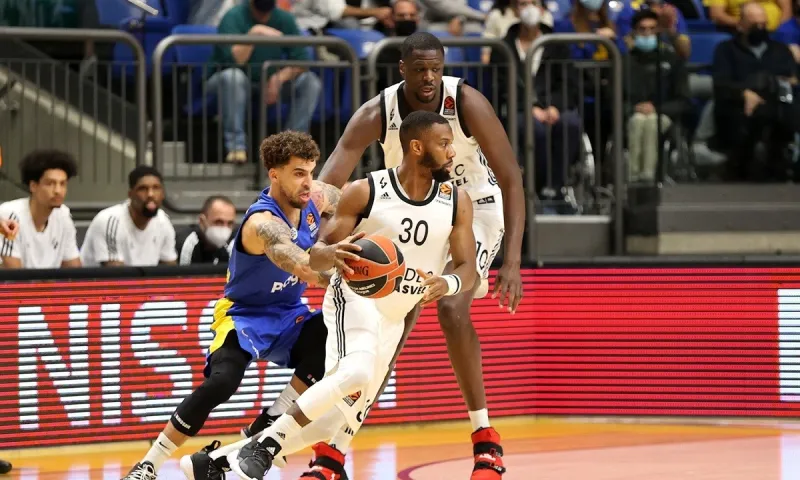 Μακάμπι- Βιλερμπάν 67-74 : Έκαναν το 2/2 οι Γάλλοι