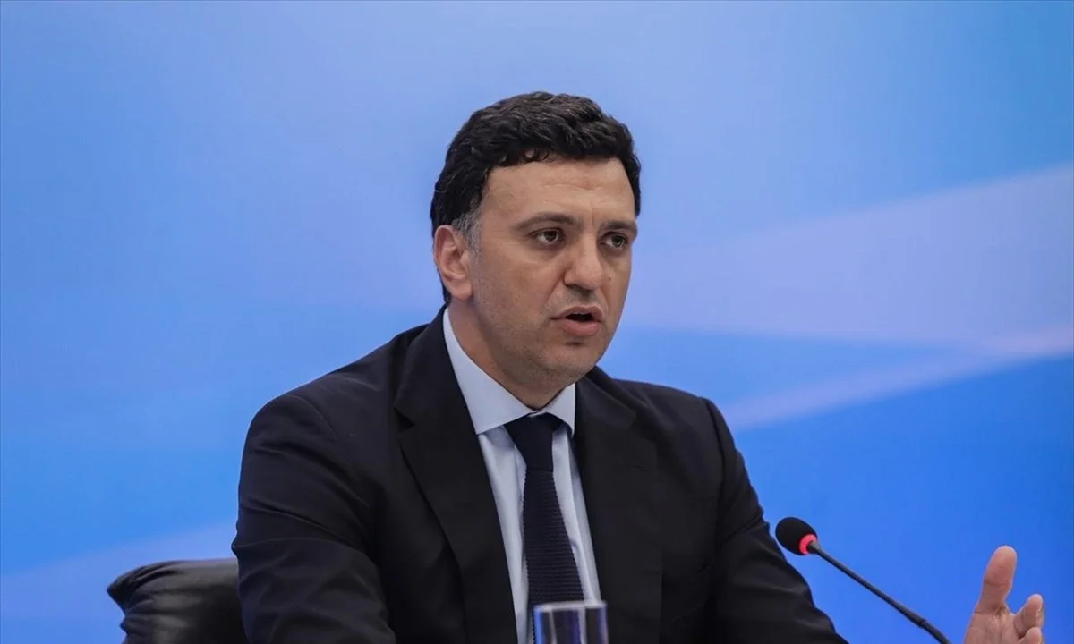ΕΙΟ προς Βασίλη Κικίλια: «Υπάρχει μεγάλη καθυστέρηση στον εμβολιασμό των αθλητών και αθλητριών της Ολυμπιακής ομάδας».