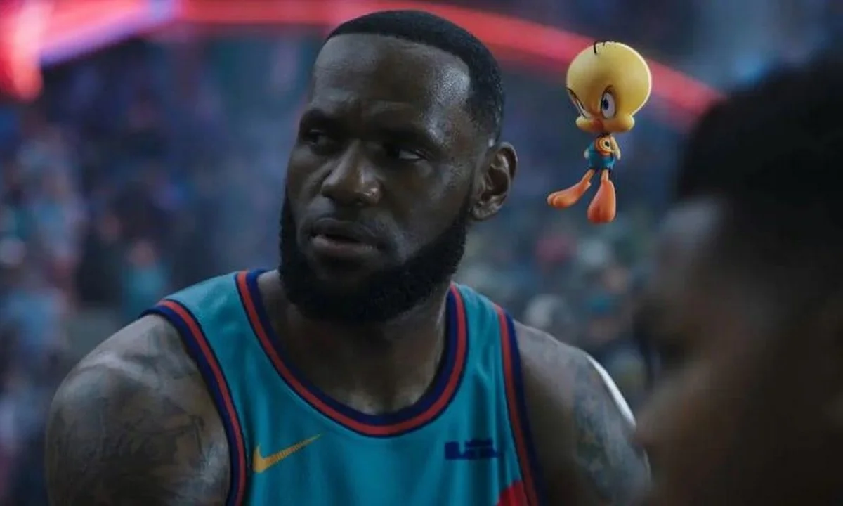 Space Jam: Το μαλλί του Λεμπρόν... κλέβει την παράσταση!