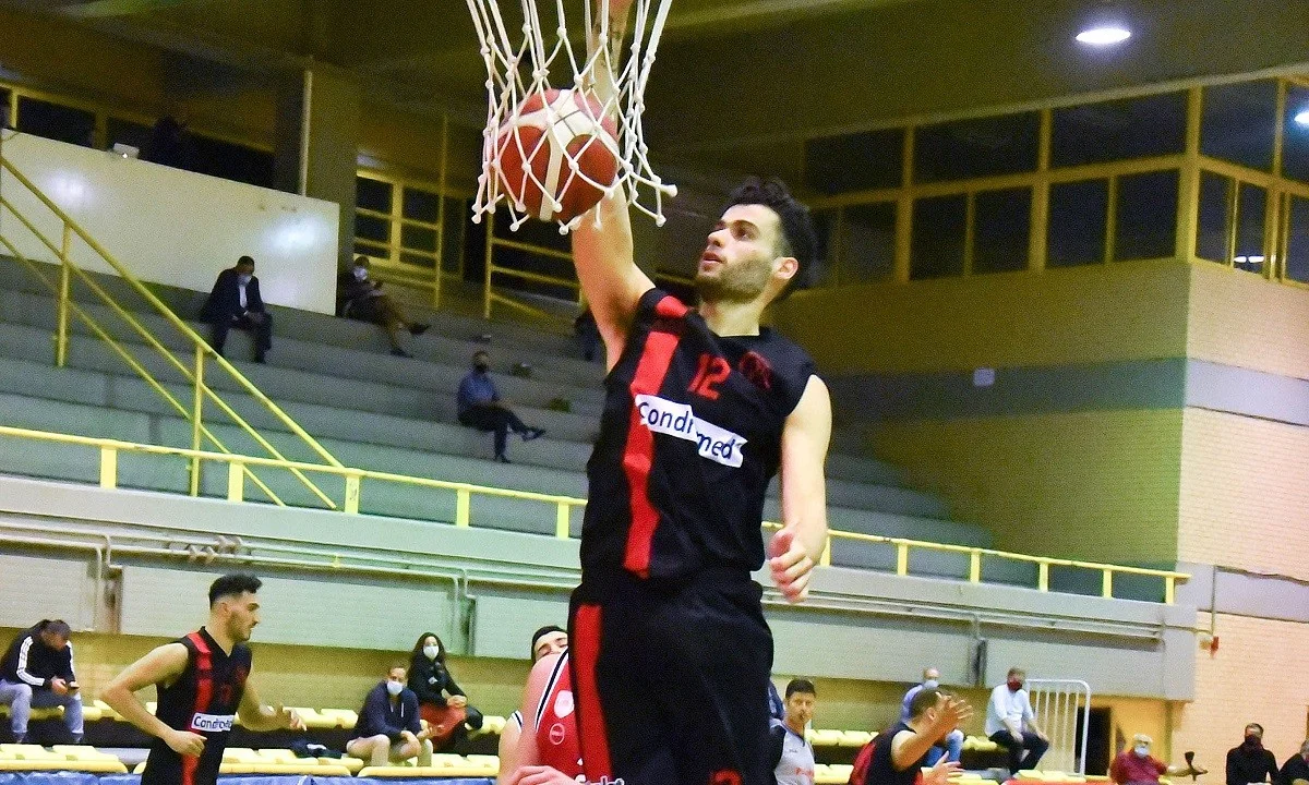 Καβάλα- Παγκράτι 71-74: Ζορίστηκε, αλλά επέστρεψε στην κορυφή της βαθμολογίας