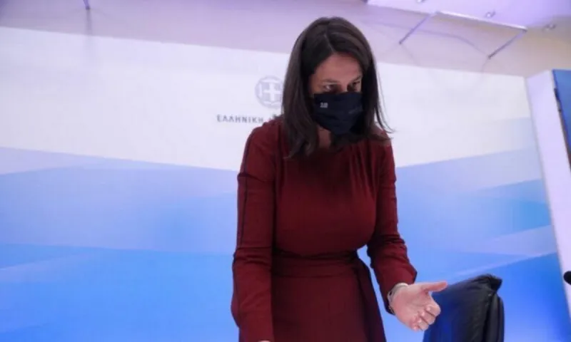 Σχολεία: Αποφασίζει η επιτροπή - Άνοιγμα στις 12 Απριλίου η πρόταση Κεραμέως
