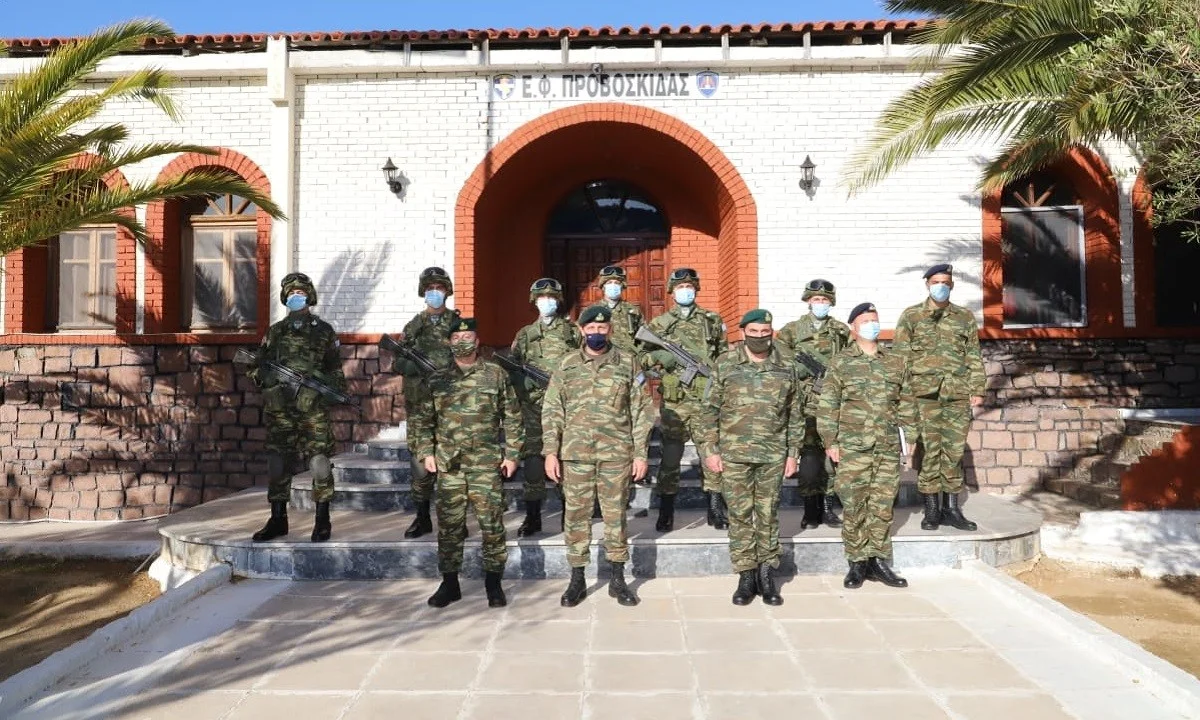 Ένοπλες δυνάμεις: «Ηχηρό μήνυμα» του Α/ΓΕΕΘΑ από τη Λέσβο στον Ερντογάν: «Εμείς θα είμαστε εδώ»
