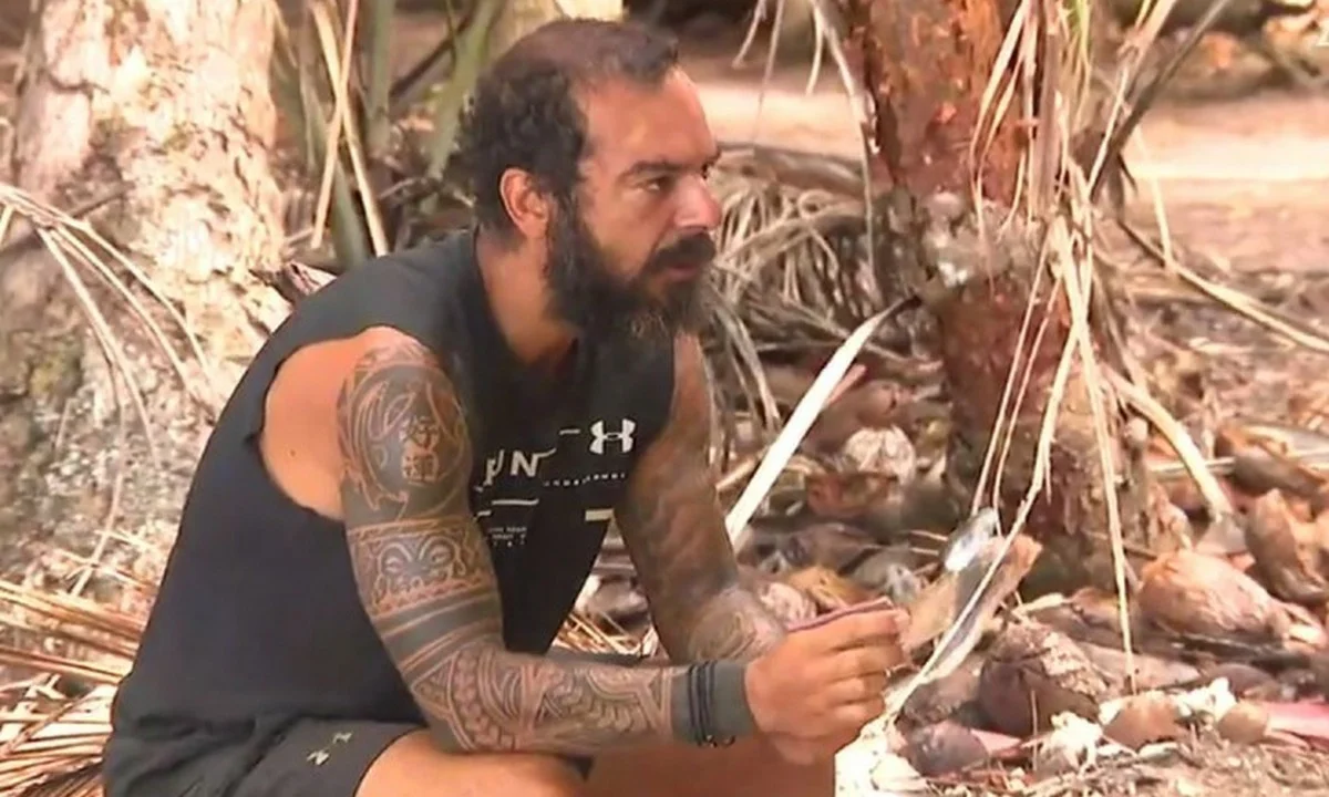 Survivor 9/4: Η μητέρα του Τριαντάφυλλου ξεσπάει - «Να φύγει! Πικραίνομαι πολύ» (vid)