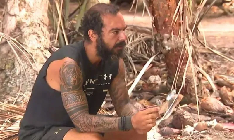 Survivor 9/4: Η μητέρα του Τριαντάφυλλου ξεσπάει - «Να φύγει! Πικραίνομαι πολύ» (vid)