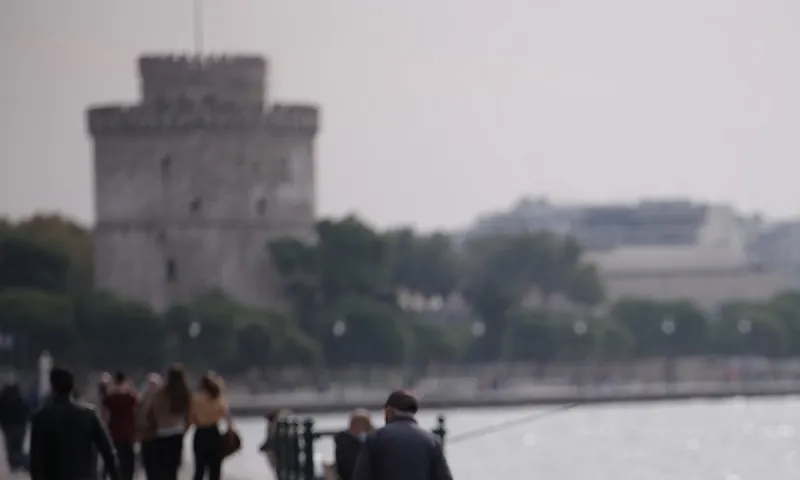 Θεσσαλονίκη: Ανοίγει το λιανεμπόριο - Τι γίνεται σε Αχαΐα και Κοζάνη