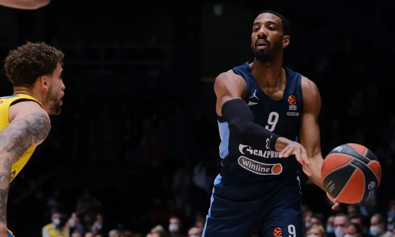 Ζενίτ- Μακάμπι 86-69: Έγινε το πρώτο βήμα