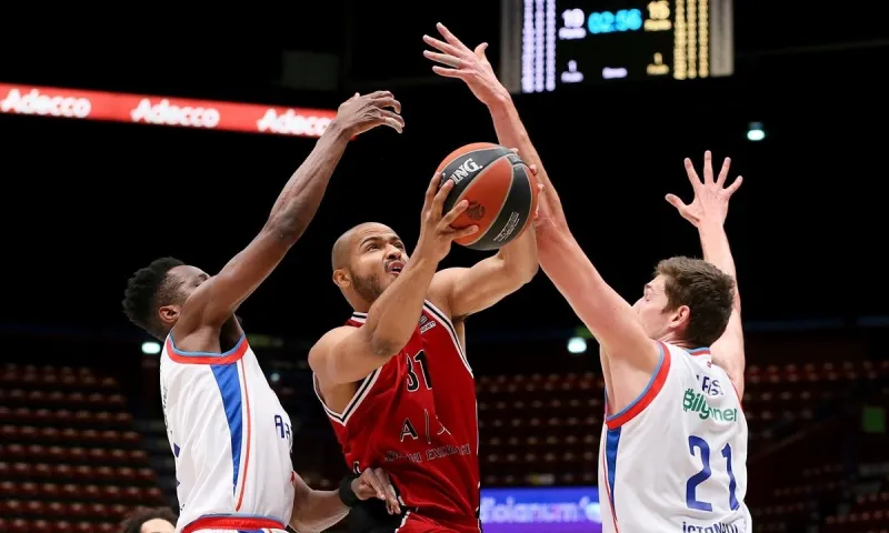 Αρμάνι- Εφές 98-75: «Κλείδωσε» το πλεονέκτημα