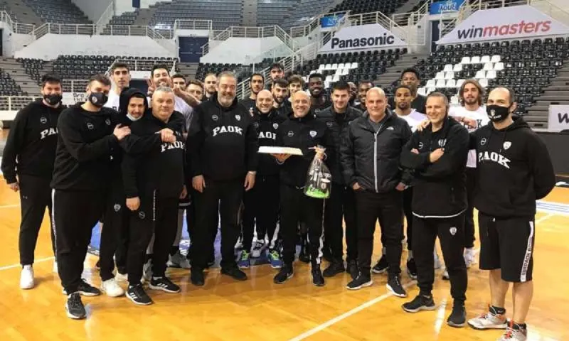ΠΑΟΚ: Γενέθλια στο γήπεδο για τον Λυκογιάννη