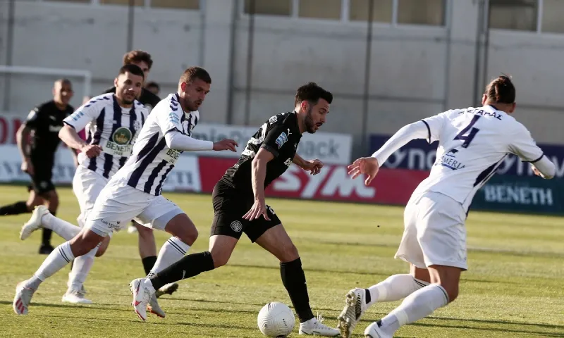 Απόλλων Σμύρνης - ΟΦΗ 0-0: Φασούλι το φασούλι για τους αήττητους στα πλέι άουτ Κρητικούς - Κάκιστο ματς στη Ριζούπολη