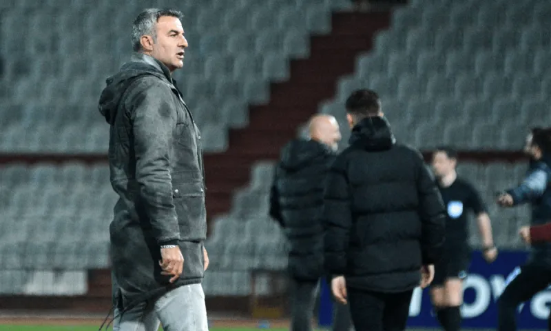 Δέλλας: Στους παίκτες έριξε το... φταίξιμο για την τριάρα στον Βόλο! (vid)