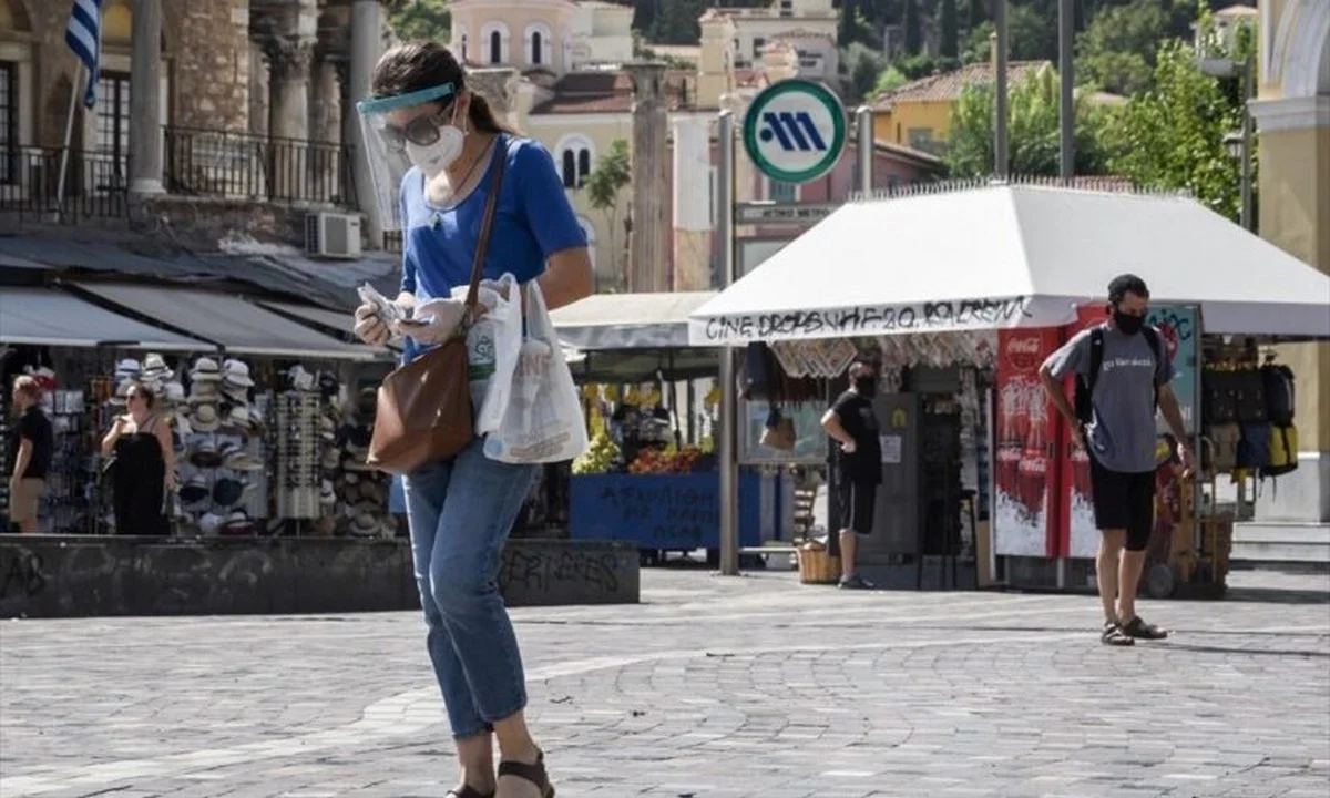 Lockdown - Ελλάδα: Η κυβέρνηση στοχεύει σε Πάσχα στο χωριό με self test