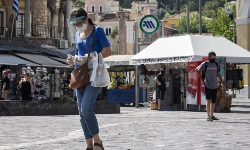 Lockdown - Ελλάδα: Η κυβέρνηση στοχεύει σε Πάσχα στο χωριό με self test