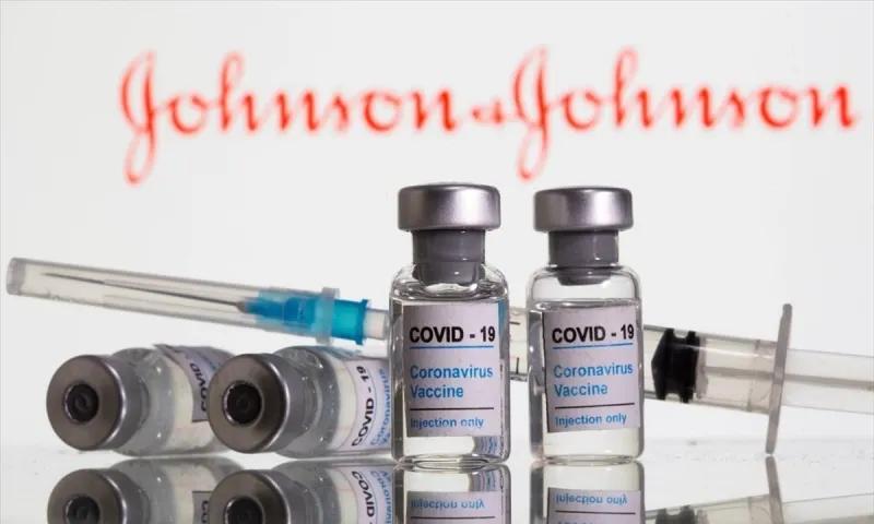 Εμβόλιο Johnson & Johnson: Παύση στις ΗΠΑ - Θα το χορηγήσουν κάποιες ευρωπαϊκές χώρες