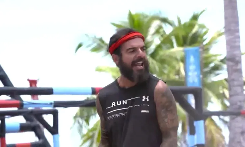 Survivor trailer 14/4: Τρελάθηκε ο Τριαντάφυλλος στο αγώνισμα - «Ποιος είναι ρε αδύναμος; Ποιος!!» (vid)