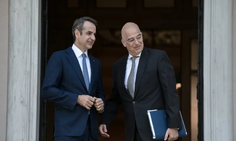 Μητσοτάκης - Δένδιας: Συνάντηση στο Μαξίμου - Ικανοποίηση για τα όσα έγιναν στην Άγκυρα