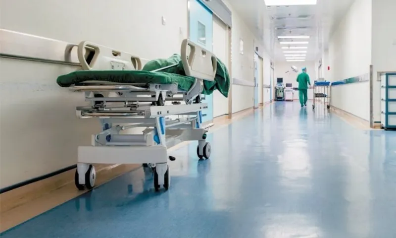 Αττική: Φρίκη δίχως τέλος με 60 Covid-19 ασθενείς να νοσηλεύονται διασωληνωμένοι εκτός ΜΕΘ!
