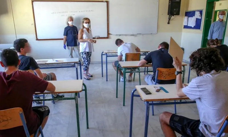Σχολεία: Προς ματαίωση οι ενδοσχολικές εξετάσεις - Πώς θα γίνεται η προαγωγή των μαθητών