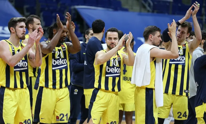 Φενέρμπαχτσε: Έφτασε τα οκτώ κρούσματα κορονοϊού